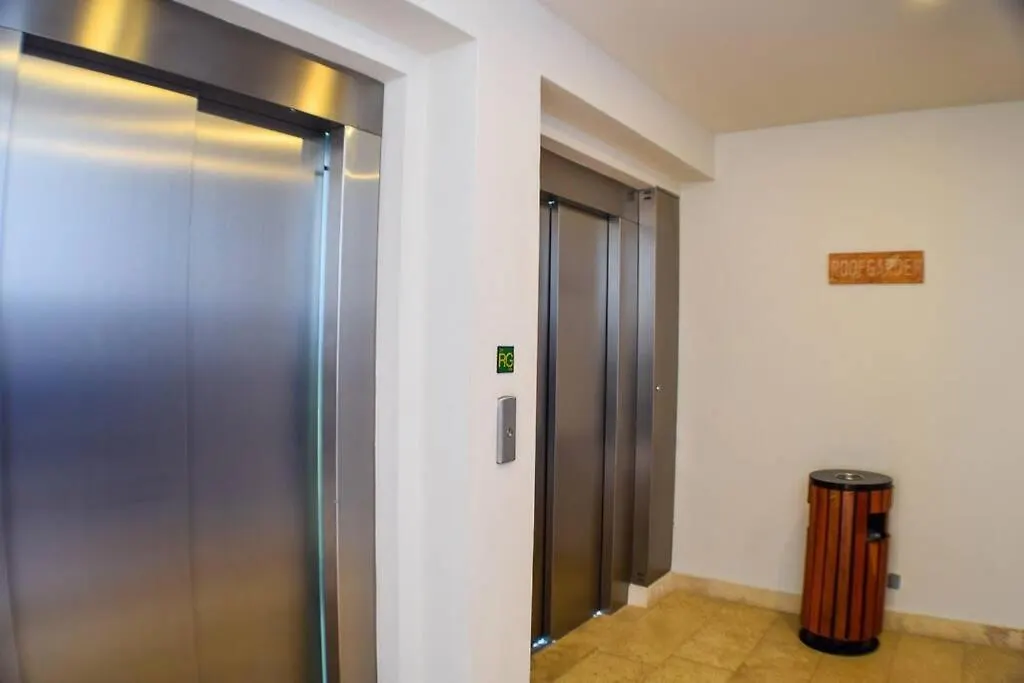 Terrazas 108 One Bedroom Half Block From The Beach Playa del Carmen Mexiko