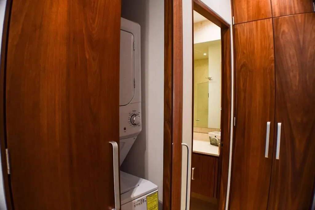 Terrazas 108 One Bedroom Half Block From The Beach Playa del Carmen